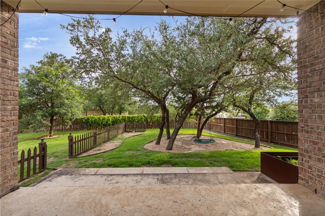 415 Bitterroot LN, Austin, TX 78737