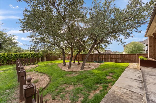 415 Bitterroot LN, Austin, TX 78737