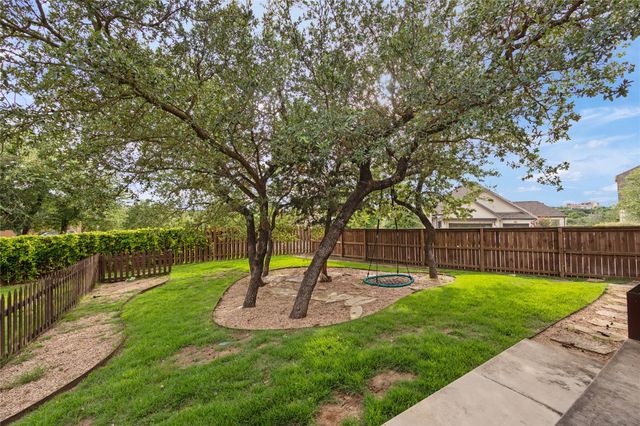 415 Bitterroot LN, Austin, TX 78737