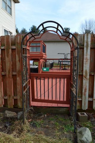 808 Church Street, Fowlerville, MI 48836