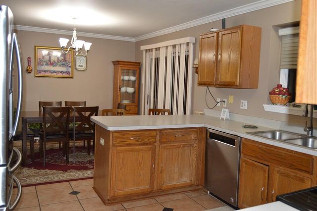 808 Church Street, Fowlerville, MI 48836