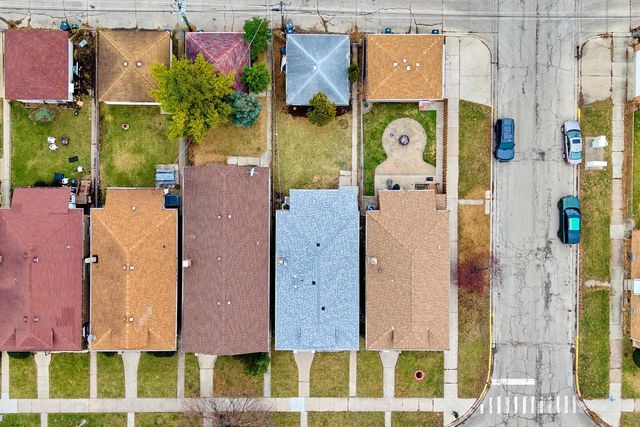 1445 East Avenue, Berwyn, IL 60402