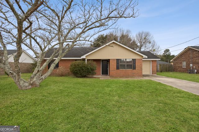 913 Churchfield Drive, Hinesville, GA 31313