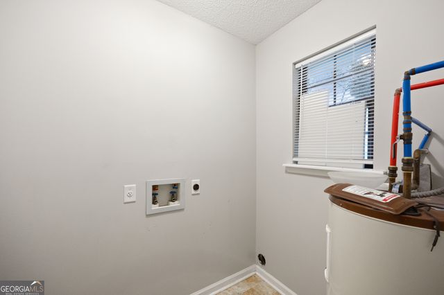 913 Churchfield Drive, Hinesville, GA 31313