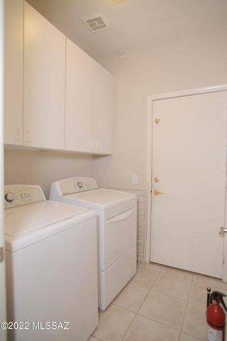 9183 N Treasure Mountain Drive, Tucson, AZ 85742