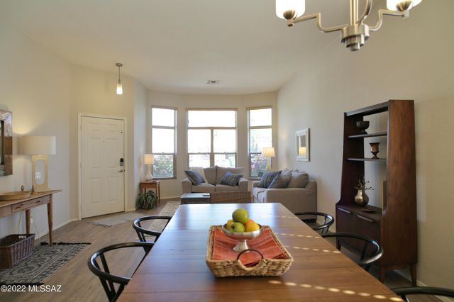 9183 N Treasure Mountain Drive, Tucson, AZ 85742