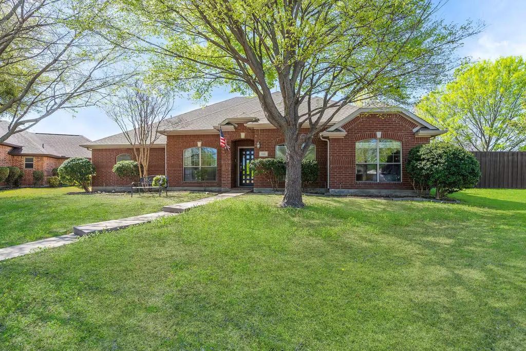 8101 Lido Court, Frisco, TX 75035