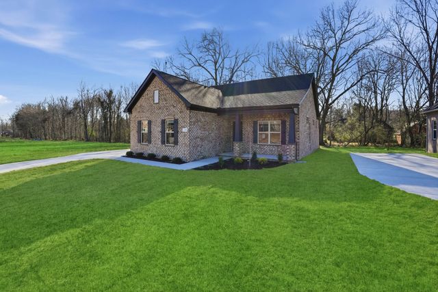 110 Sagewood Drive, Tullahoma, TN 37388