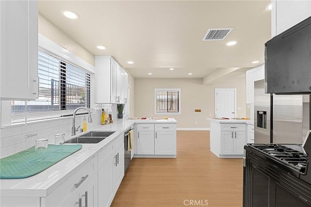 2855 Mulberry St, Riverside, CA 92501