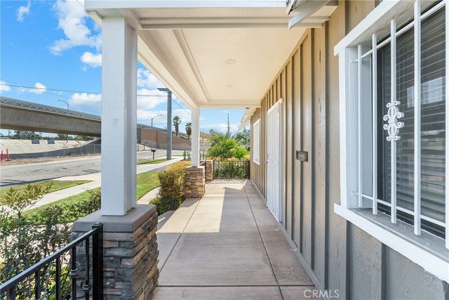 2855 Mulberry St, Riverside, CA 92501