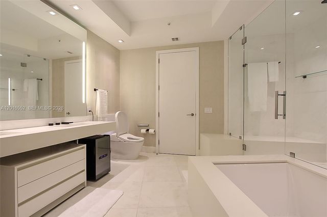 18555 Collins Ave 4605, Sunny Isles Beach, FL 33160