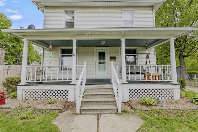 142 S West Street, Hillsdale, MI 49242