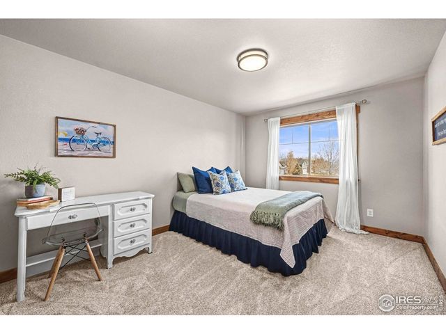 5821 Red Bridge Dr, Timnath, CO 80547