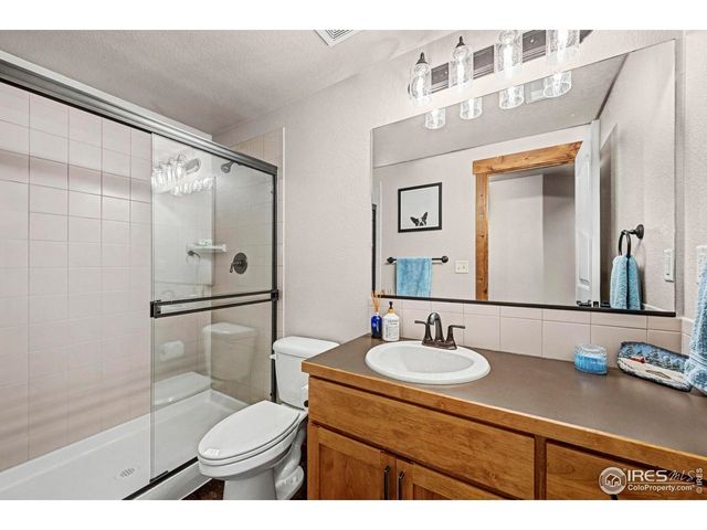 5821 Red Bridge Dr, Timnath, CO 80547