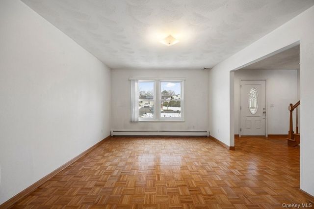 21 Apple Blossom Lane, East Patchogue, NY 11772