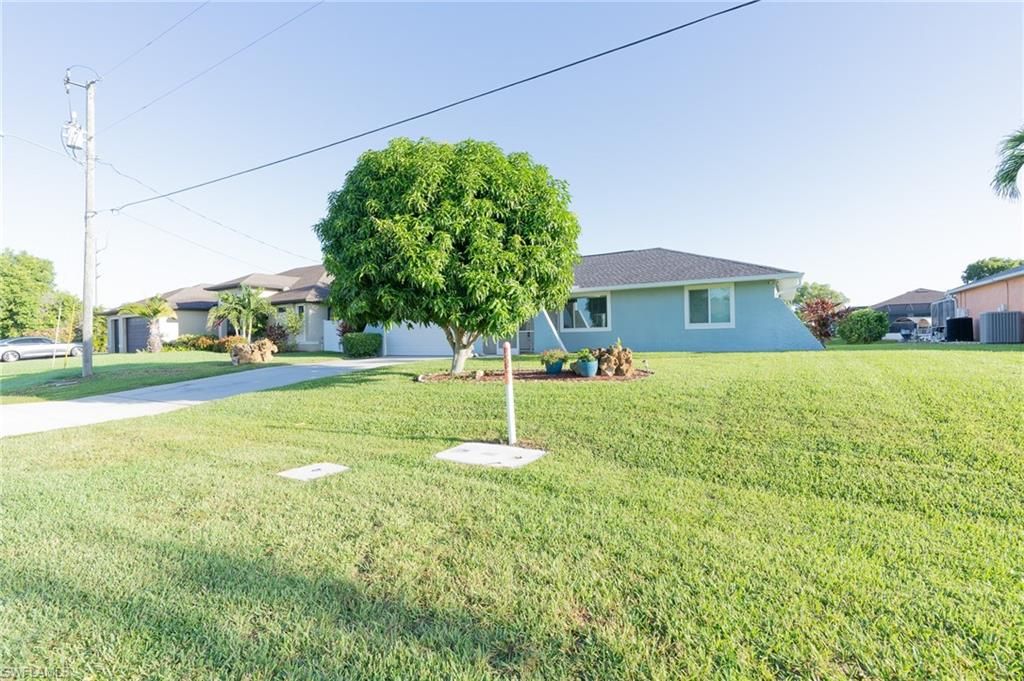 115 SE 35th TER, CAPE CORAL, FL 33904 — photo 3