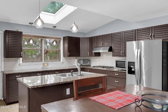 119 Maple Street, Toms River, NJ 08753