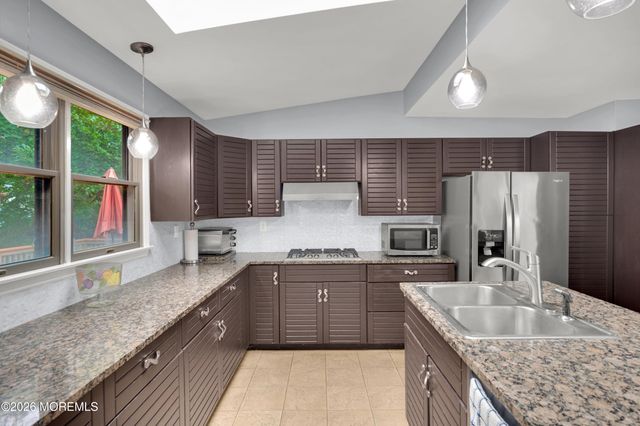 119 Maple Street, Toms River, NJ 08753