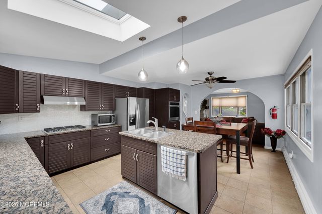 119 Maple Street, Toms River, NJ 08753