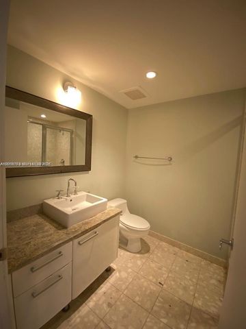 185 SW 7th St 3306, Miami, FL 33130