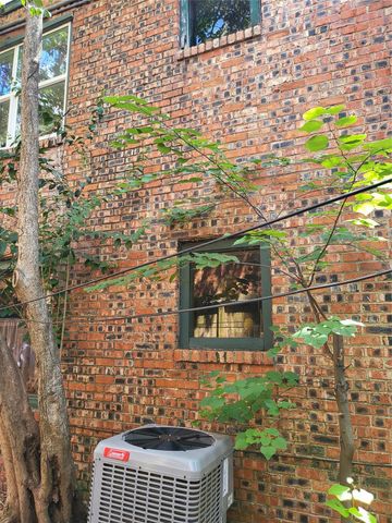 1529 Welch Street, Houston, TX 77006