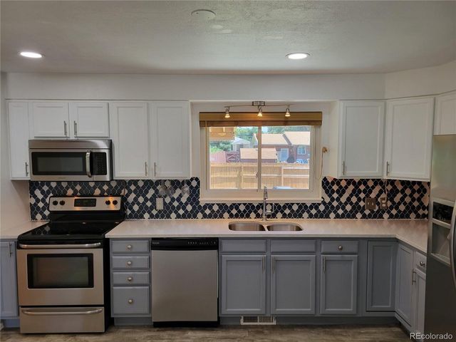 6554 Upham St, Arvada, CO 80003