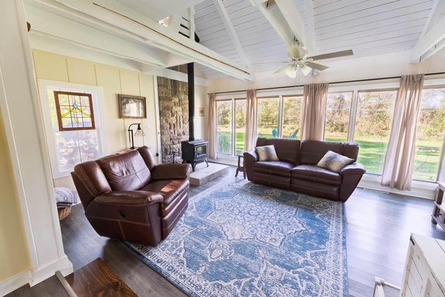 W7555 Ethelyn DRIVE, Delavan, WI 53115