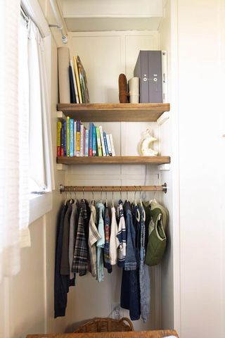 W7555 Ethelyn DRIVE, Delavan, WI 53115