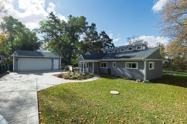 W7555 Ethelyn DRIVE, Delavan, WI 53115