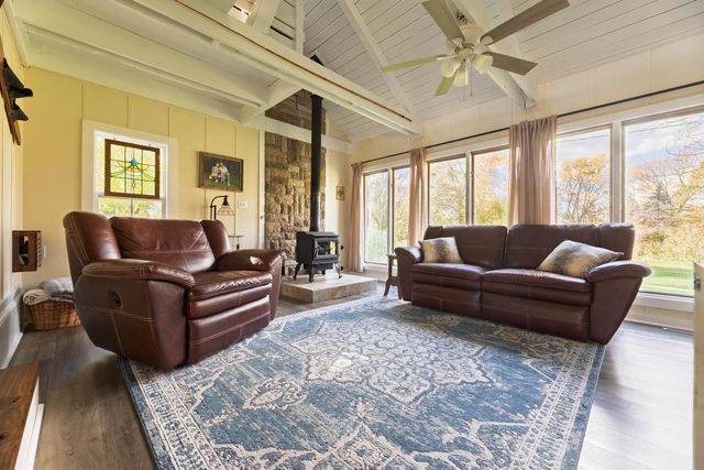 W7555 Ethelyn DRIVE, Delavan, WI 53115