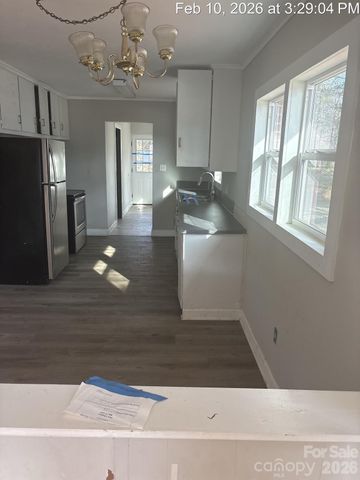 2209 Dale Avenue, Lincolnton, NC 28092