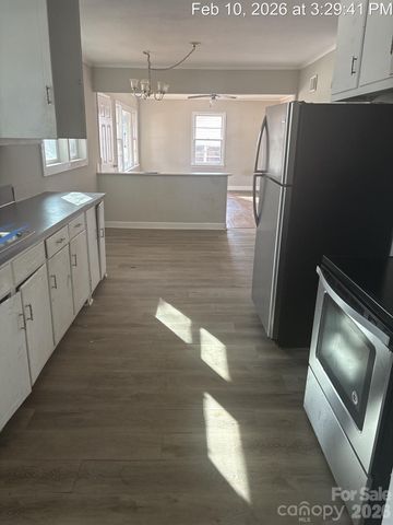 2209 Dale Avenue, Lincolnton, NC 28092