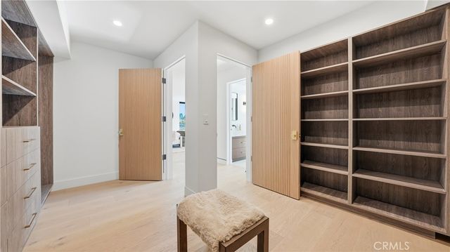 813 N Genesee, Los Angeles, CA 90046