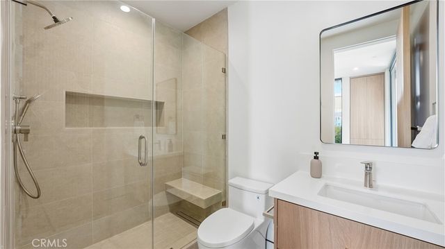 813 N Genesee, Los Angeles, CA 90046