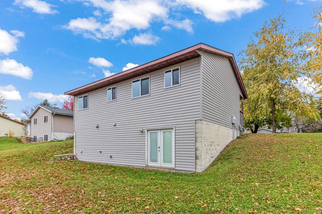 5480 Mallard Lane, Monticello, MN 55362