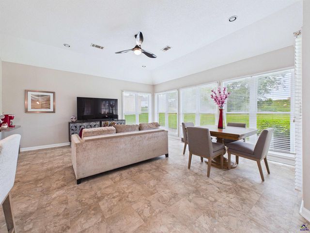 115 Raintree Drive, Warner Robins, GA 31088