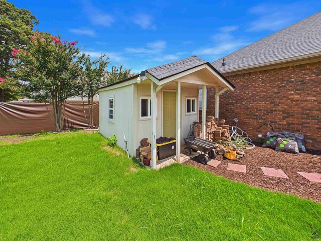 115 Raintree Drive, Warner Robins, GA 31088
