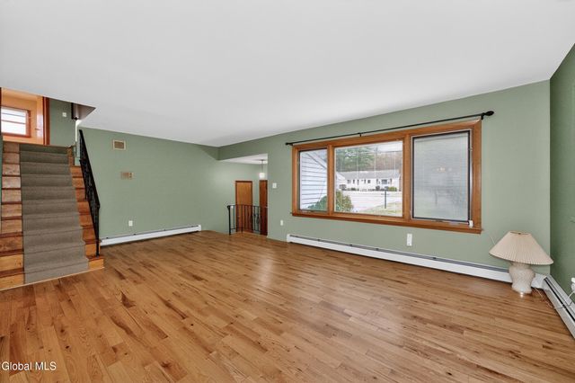 71 County Route 75, Stillwater, NY 12118