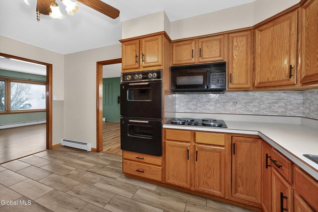 71 County Route 75, Stillwater, NY 12118