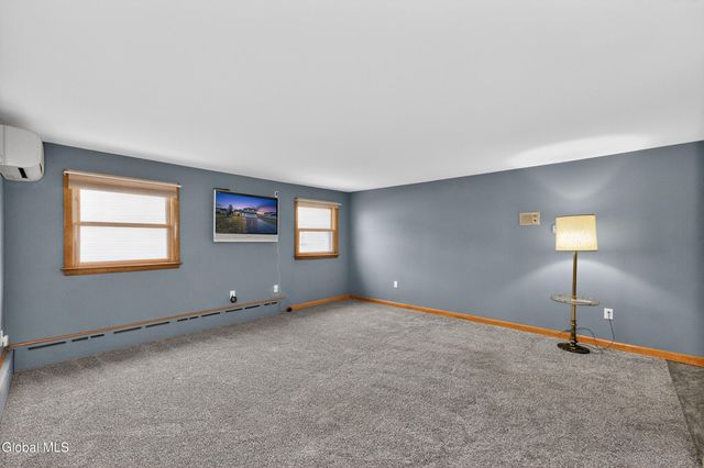 71 County Route 75, Stillwater, NY 12118