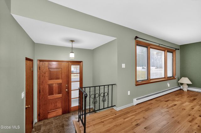 71 County Route 75, Stillwater, NY 12118