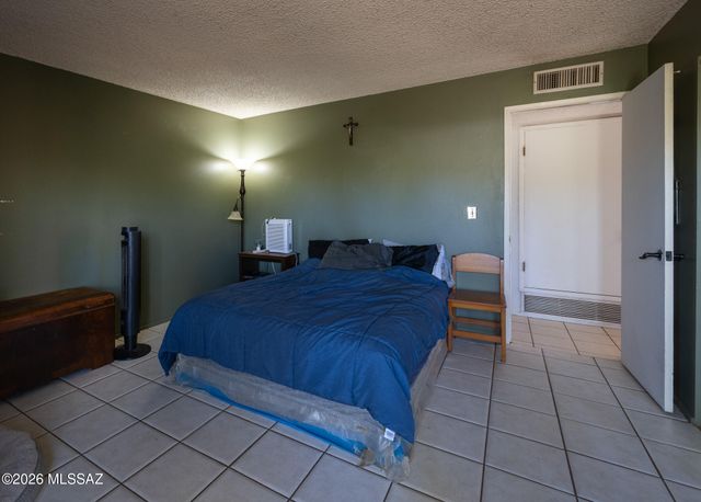 7749 E Pima Street, Tucson, AZ 85715