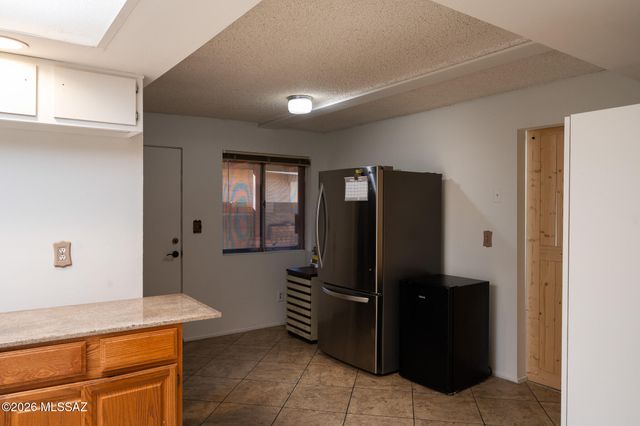 7749 E Pima Street, Tucson, AZ 85715