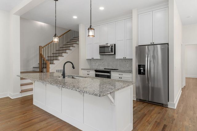 5685 Lee Avenue, Chattanooga, TN 37409