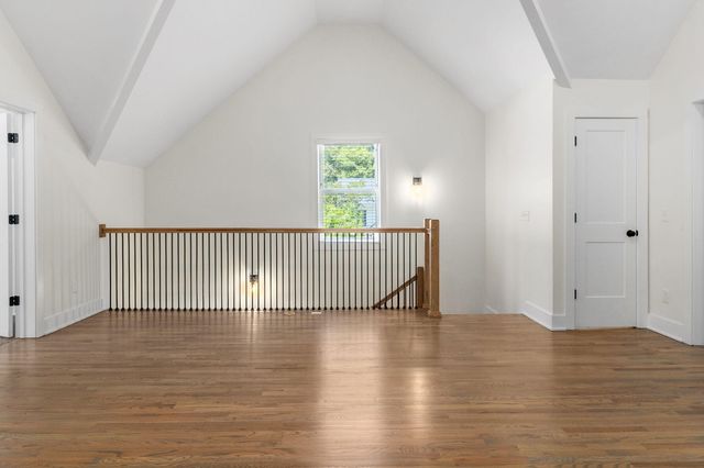 5685 Lee Avenue, Chattanooga, TN 37409