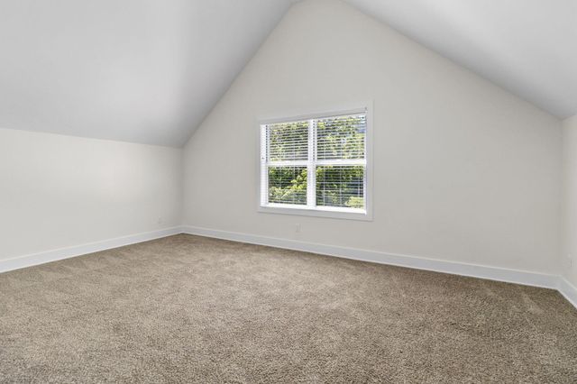 5685 Lee Avenue, Chattanooga, TN 37409