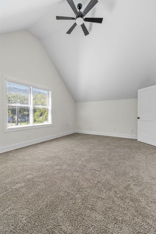 5685 Lee Avenue, Chattanooga, TN 37409