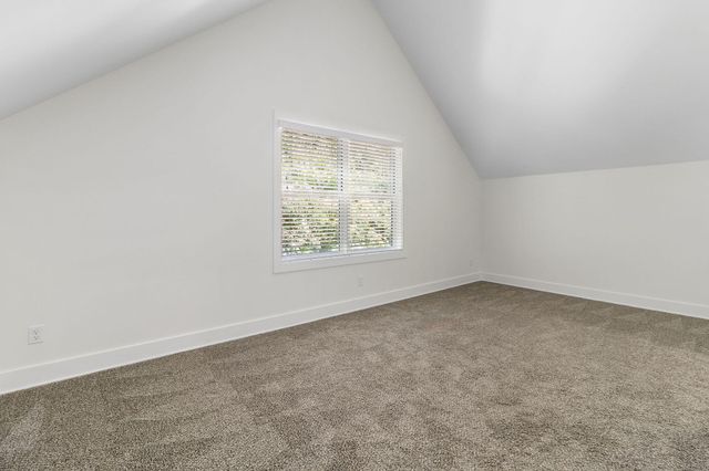 5685 Lee Avenue, Chattanooga, TN 37409