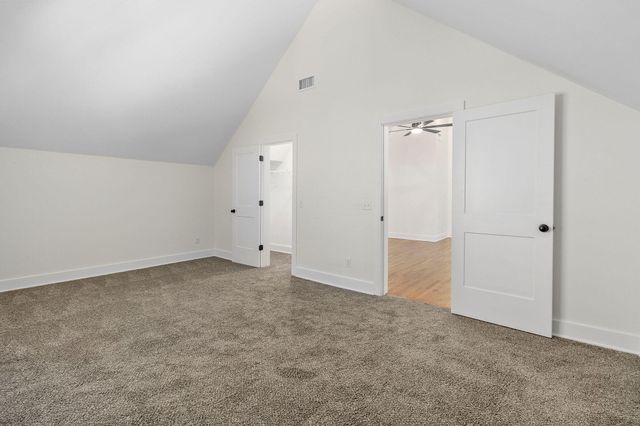 5685 Lee Avenue, Chattanooga, TN 37409