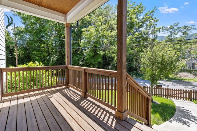 5685 Lee Avenue, Chattanooga, TN 37409